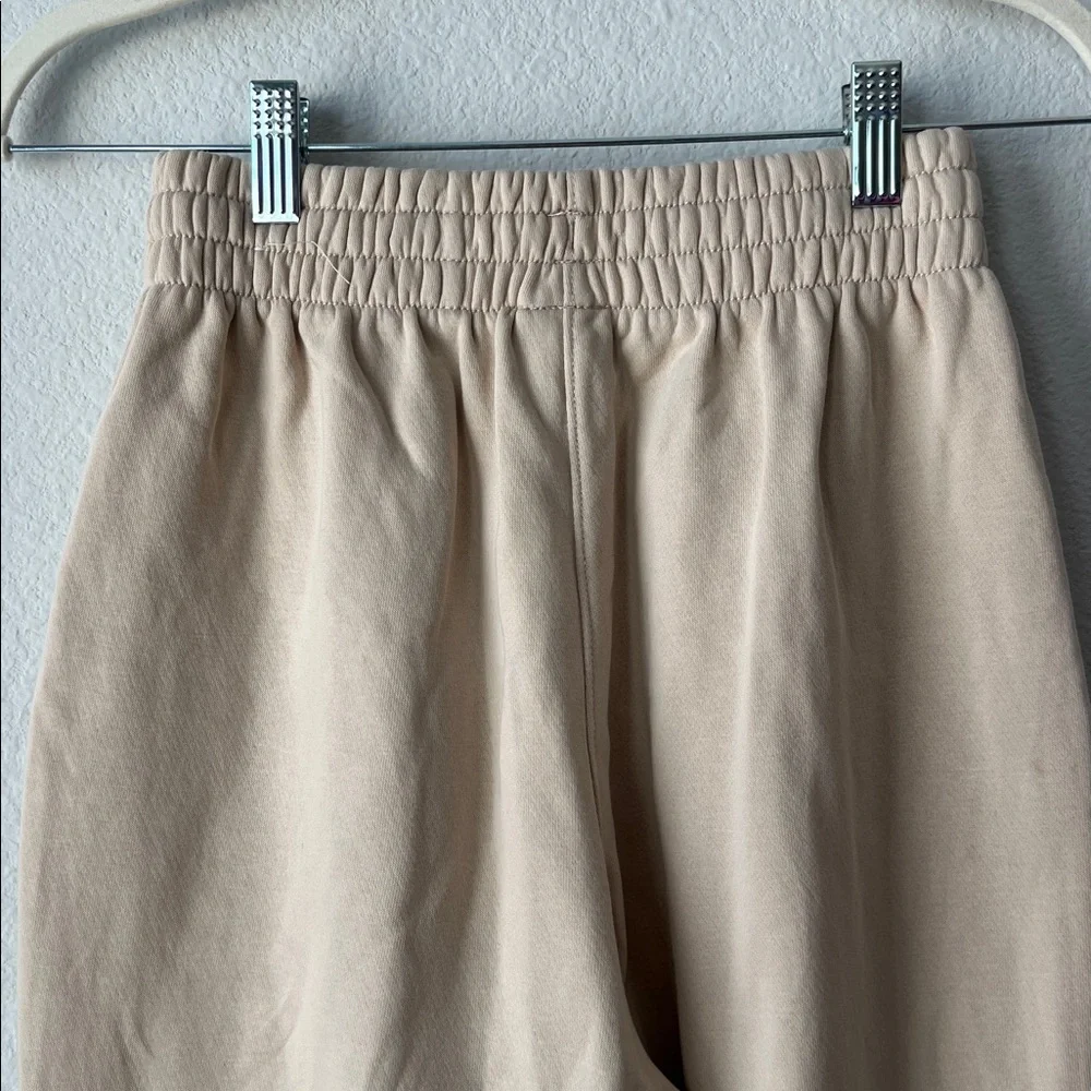 Nike Beige Sweatpants - Kids M - Picture 5 of 8